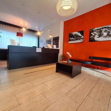Hotel De La Poste Martigny - City Center Экстерьер фото