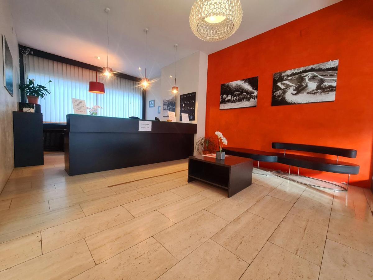 Hotel De La Poste Martigny - City Center Экстерьер фото