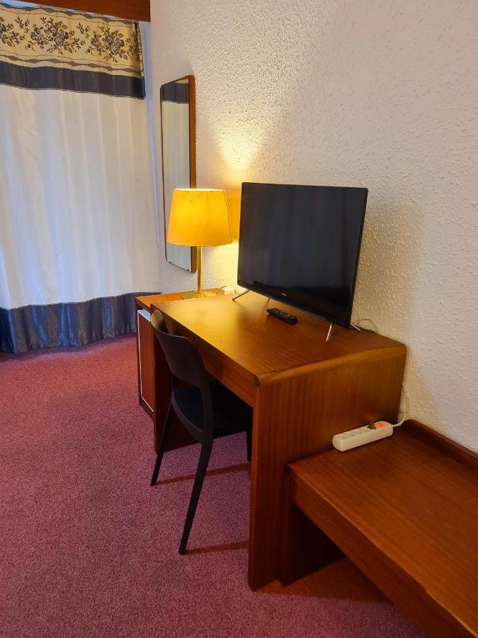 Hotel De La Poste Martigny - City Center Экстерьер фото