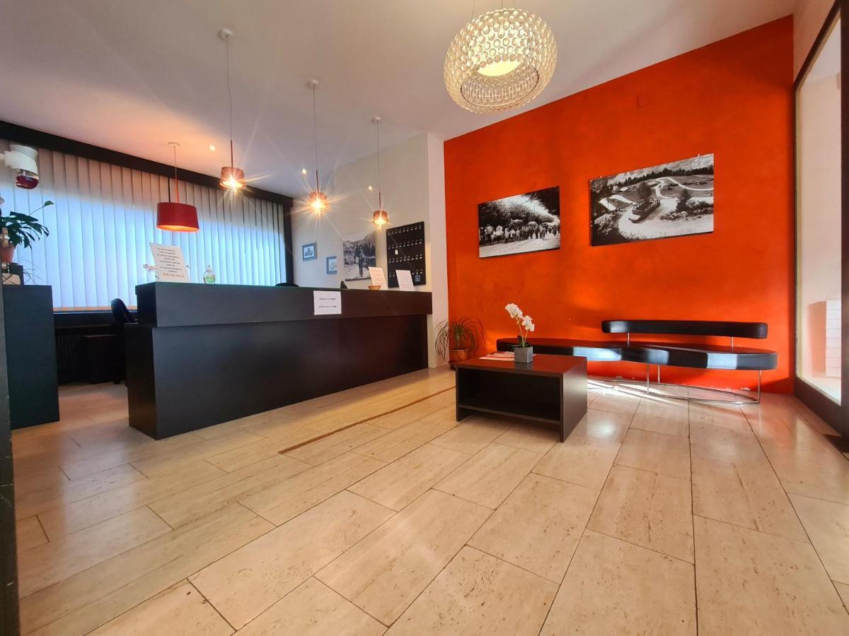 Hotel De La Poste Martigny - City Center Экстерьер фото